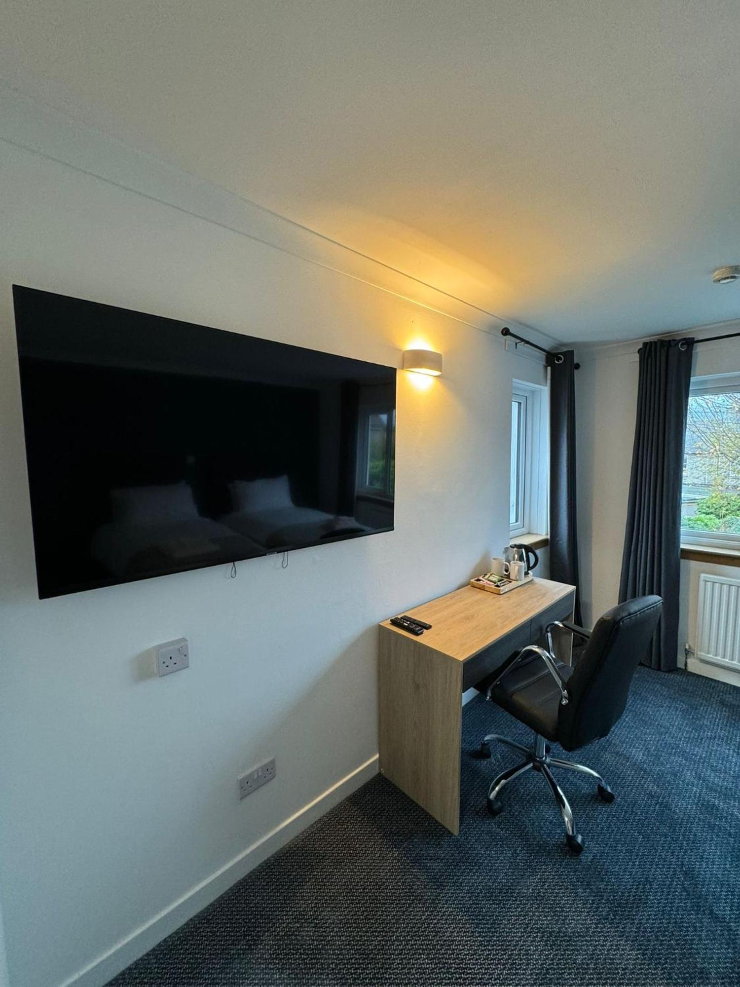 Newly Renovated Cozy Rooms In Fife 프로치 외부 사진