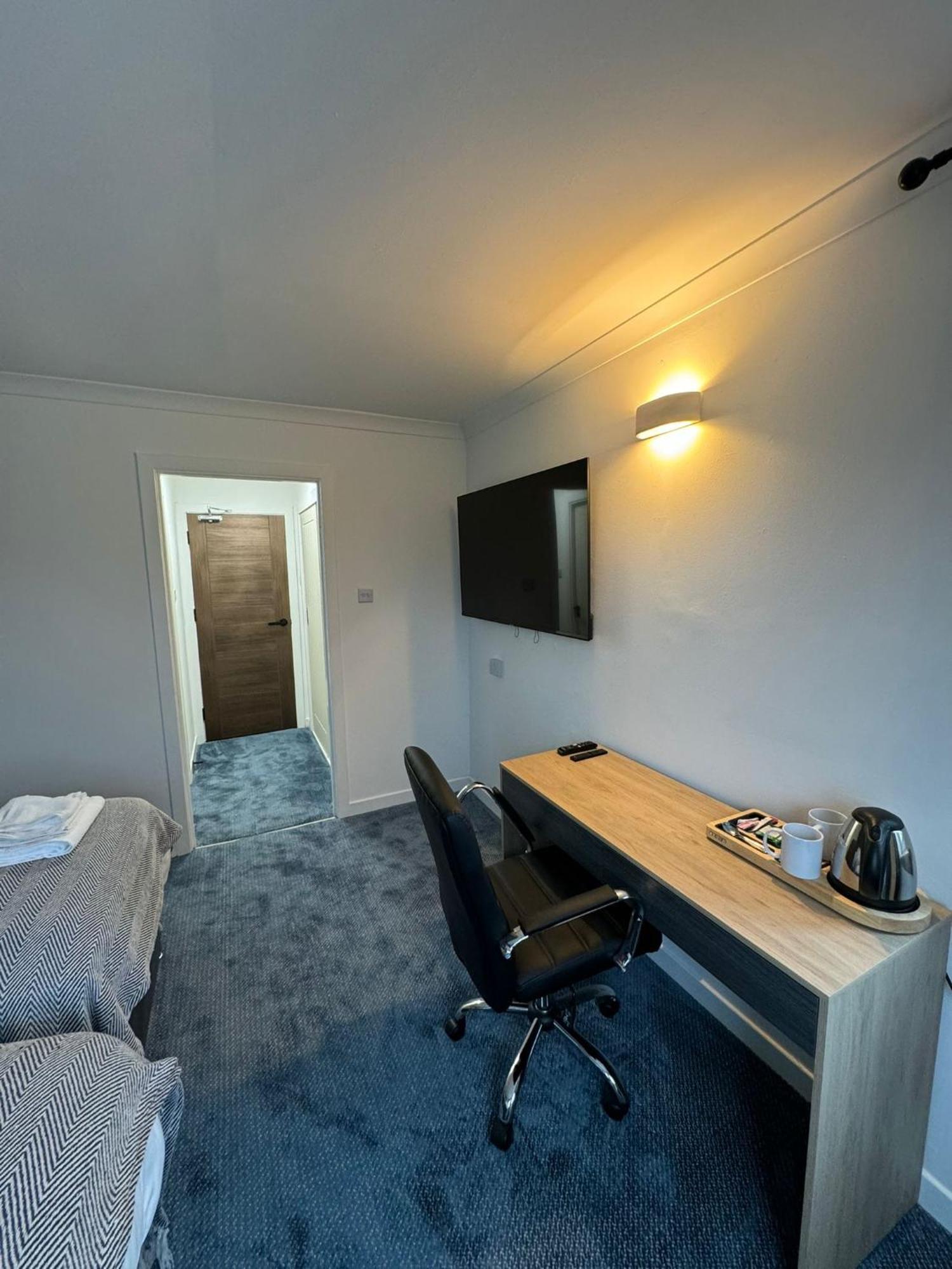 Newly Renovated Cozy Rooms In Fife 프로치 외부 사진